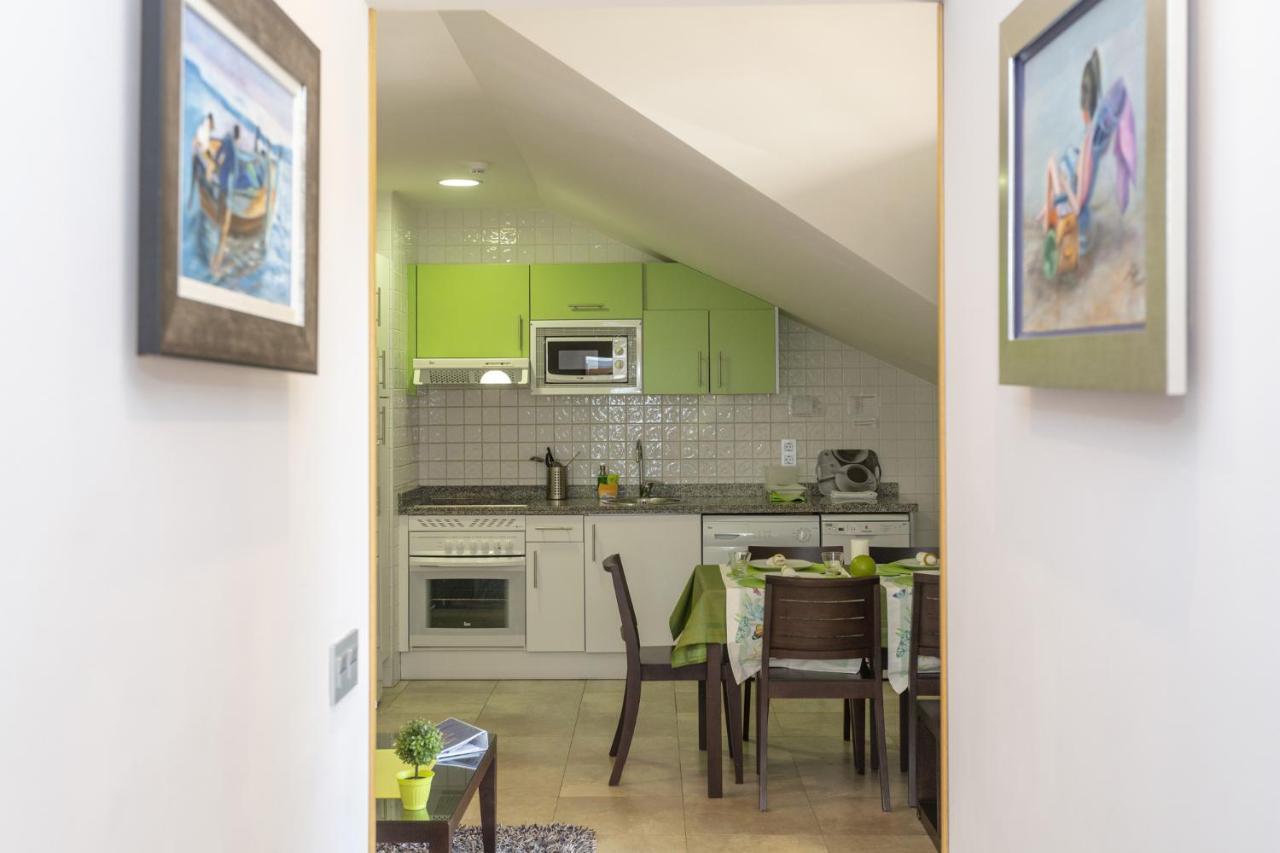 Apartamentos Turisticos Playa De Tapia Tapia De Casariego Buitenkant foto