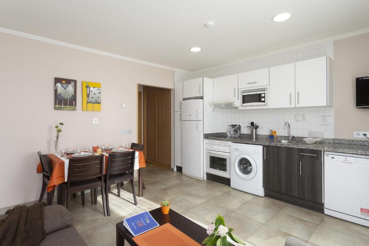 Apartamentos Turisticos Playa De Tapia Tapia De Casariego Buitenkant foto